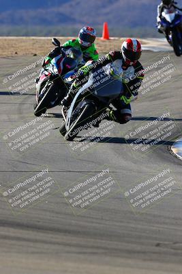 media/Jan-09-2022-SoCal Trackdays (Sun) [[2b1fec8404]]/Turns 9 and 8 (920am)/